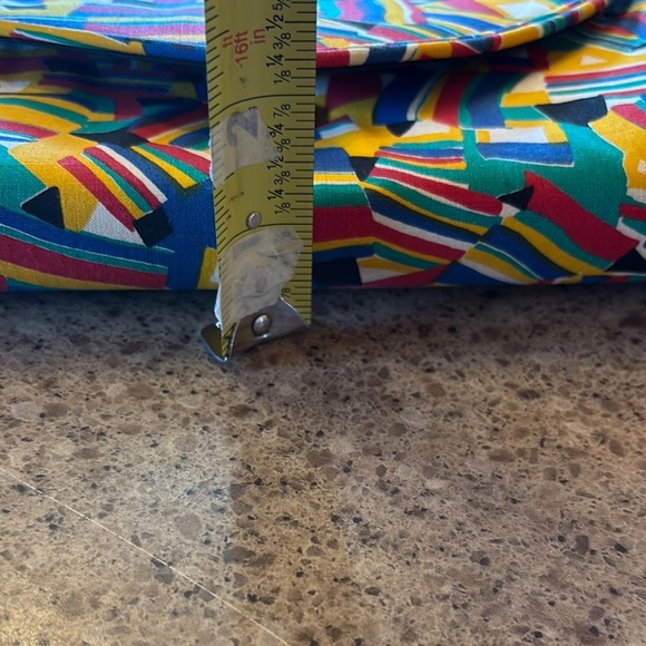 Vintage Retro Red and Yellow Crossbody Bag with Geometric‎ Pattern - Picture 7 of 7